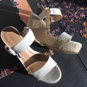 Perfect condition white wedges